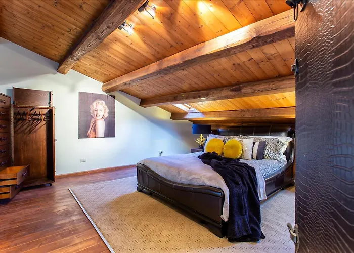 Sardinia Re - Cavour Loft Sea View