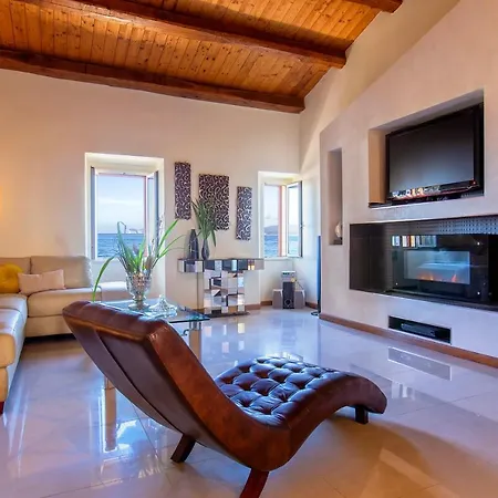 Sardinia Re - Cavour Loft Sea View アパート *